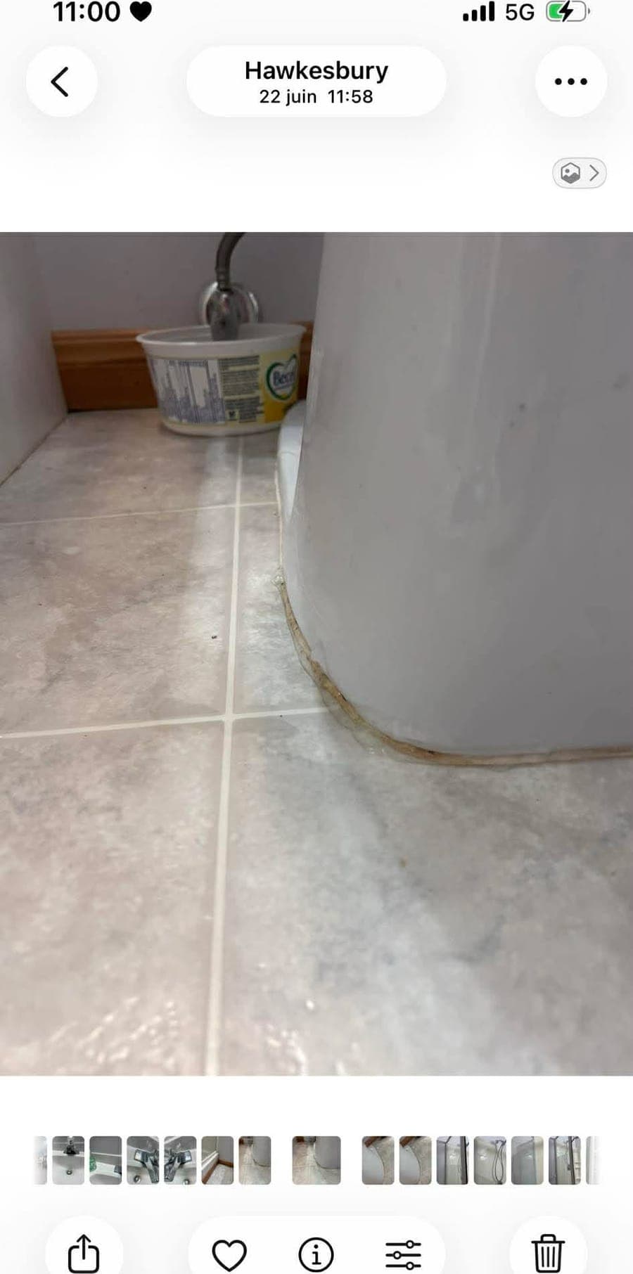 Toilette — Autre maison — avant le ménage